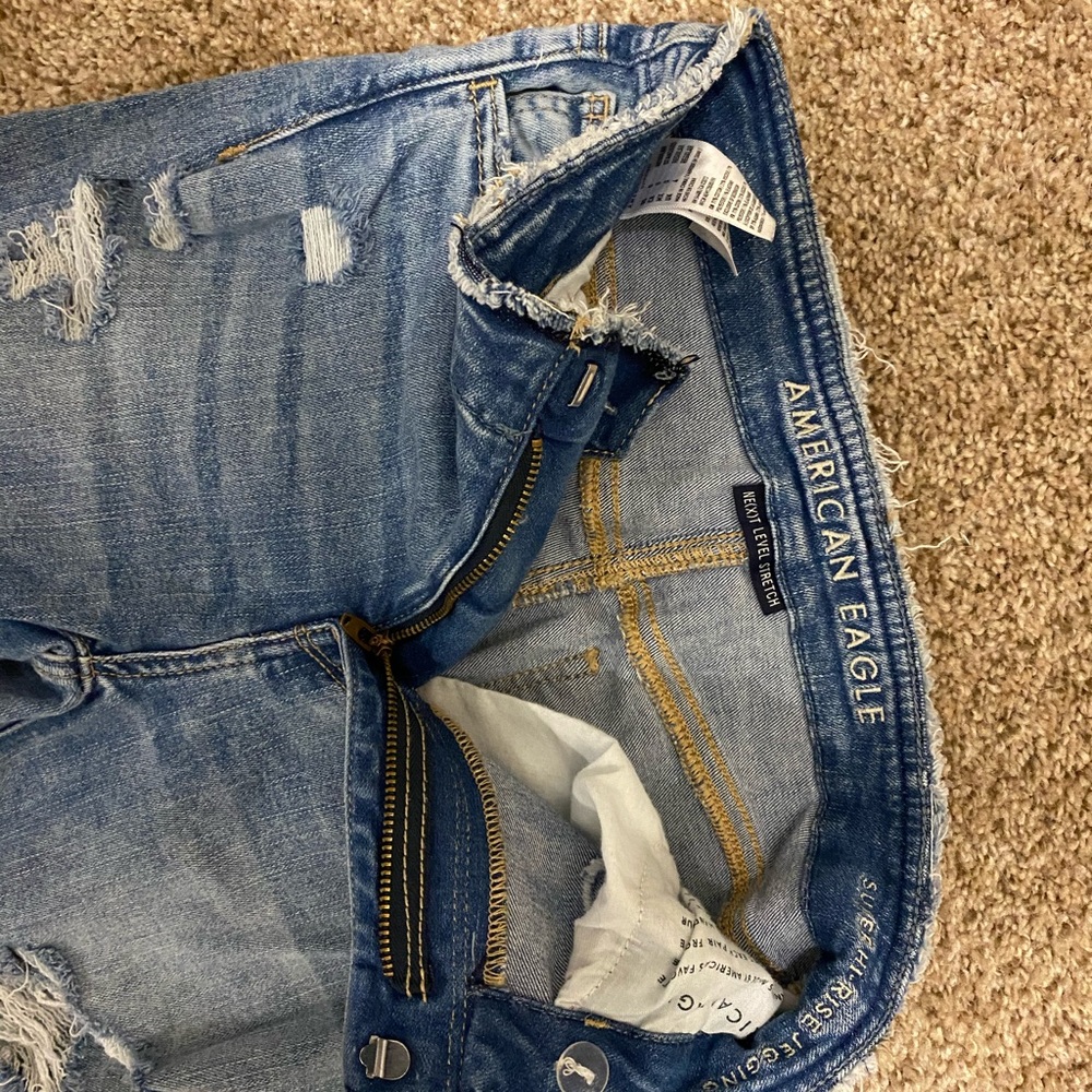 American Eagle Super High Rise Jegging - Picture 4 of 5